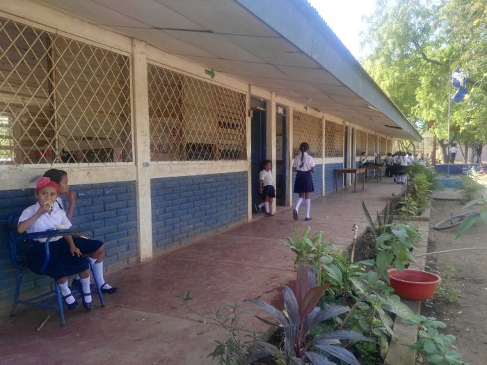 Preescolar en La Paz Centro sobrevive “por amor” - La Prensa (Nicaragua)