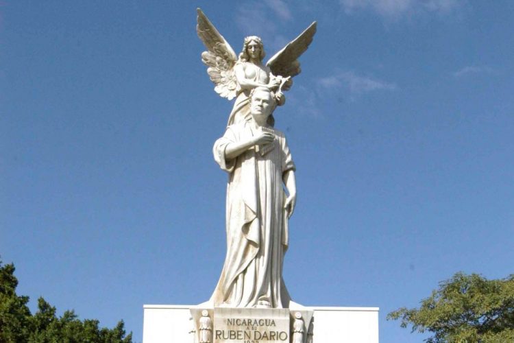 Monumento a Rubén Darío. LAPRENSA/ARCHIVO