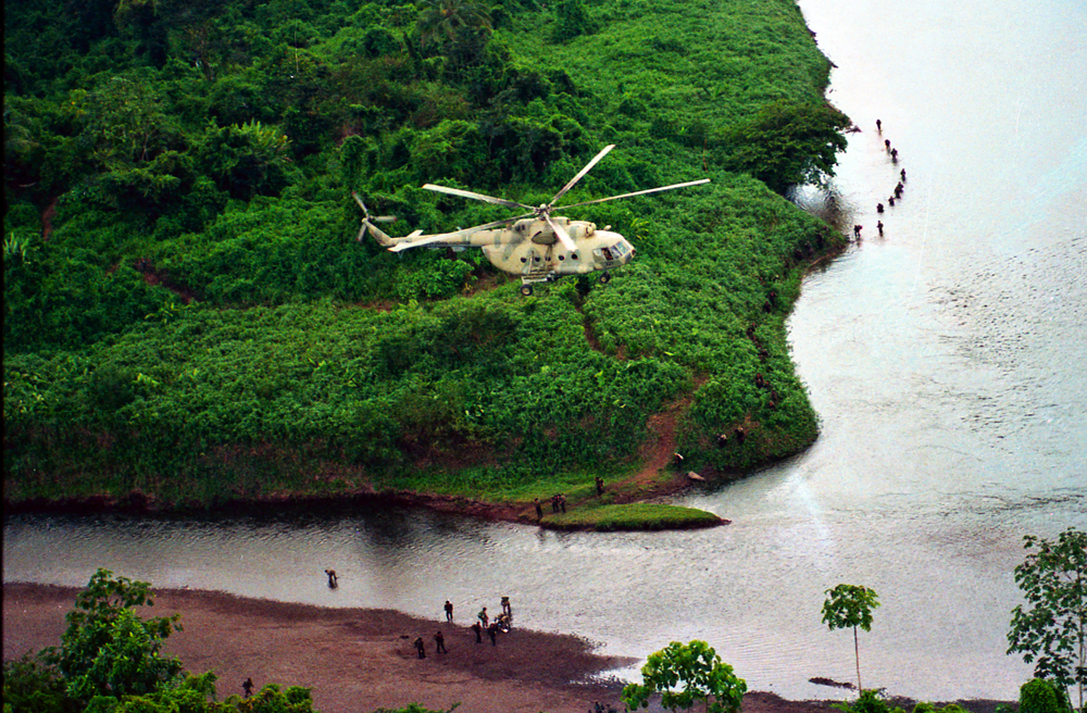 Los helicópteros obtenidos gracias a al Unión Soviética potenciaron la movilidad del Ejército Popular Sandinista y de los Cachorros del Servicio Militar. Foto: Cortesía - Archivo personal de Óscar Navarrete / La Prensa.