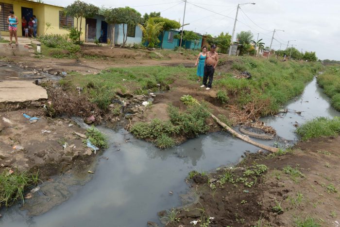 Ciudad Belén sufre por hedor en sus calles debido a la falta de ... - La Prensa (Nicaragua)