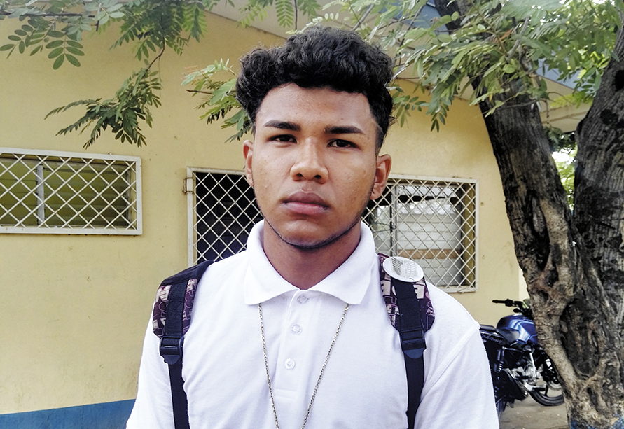 Eliseo Velásquez, alumno que recibió maltrato por oficial de la Policía. LA PRENSA/E. CHAMORRO.