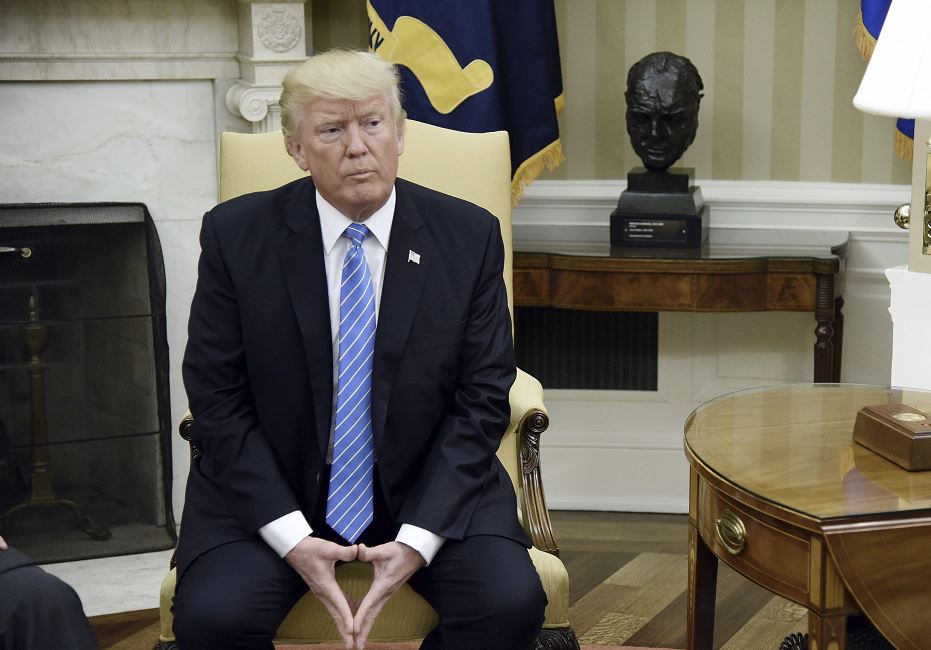 Trump se desdice sobre las grabaciones con el exdirector del FBI Trump se desdice sobre las grabaciones con el exdirector del FBI
